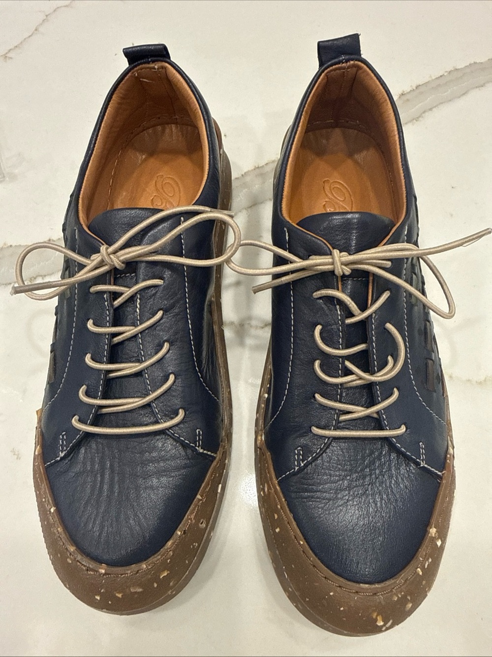 Biza Iris Leather Woven Sneaker In Blue Sz 9 US 40 EU NWT Ret $133 - Picture 2 of 9